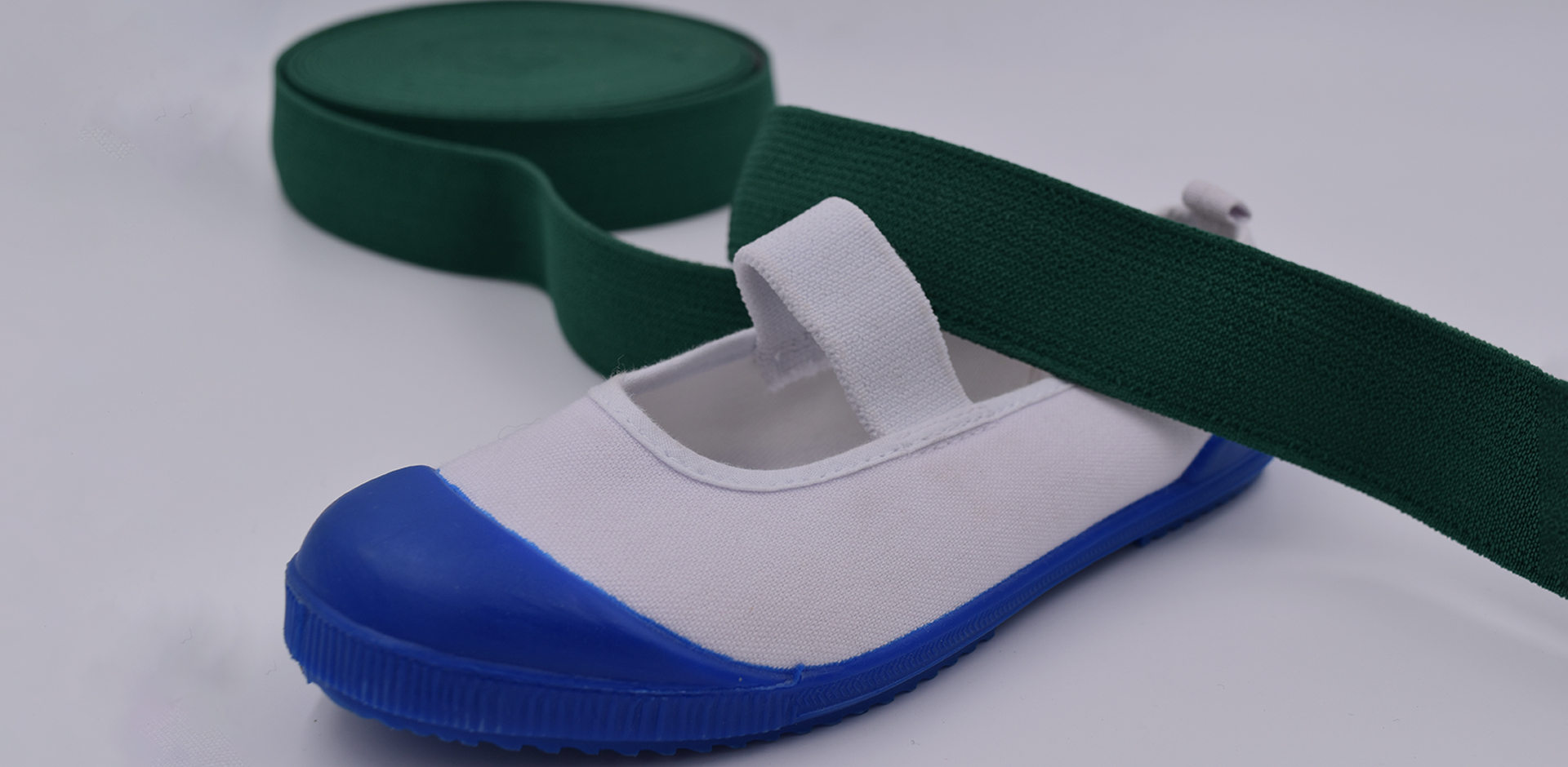 Concentrez-vous sur la R&D à guichet et la production de matériaux et accessoires de chaussures 